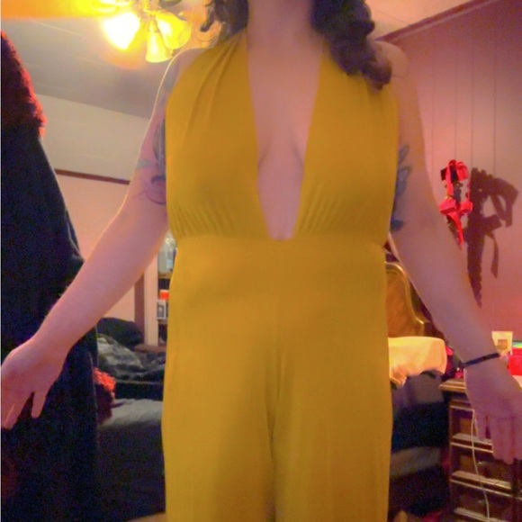 Gold deep v halter romper - Picture 5 of 5